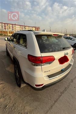 جيب جراند شيروكي